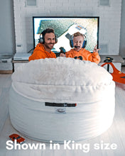 Load image into Gallery viewer, Queen Chair - NEST
